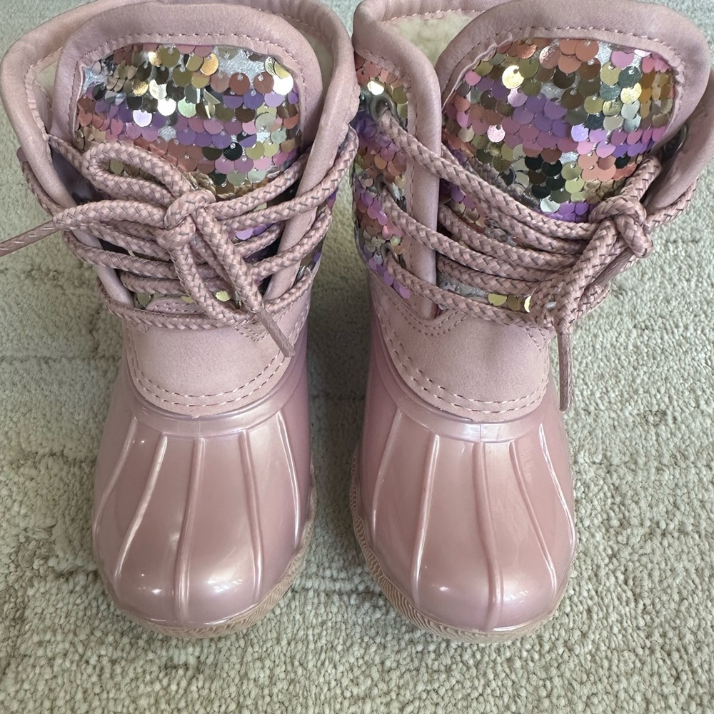 NWT Adrienne Vittadini Gavin Kids Pink Sequin Lace-Up Rain Boots